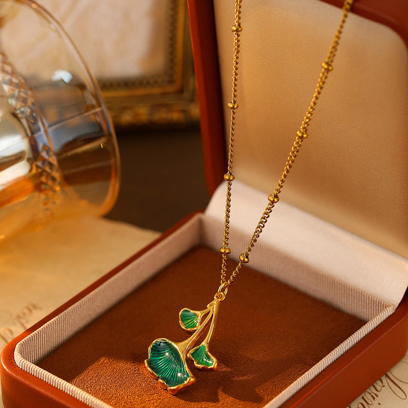 Sculpted Leaf Pendant Necklace - image 5