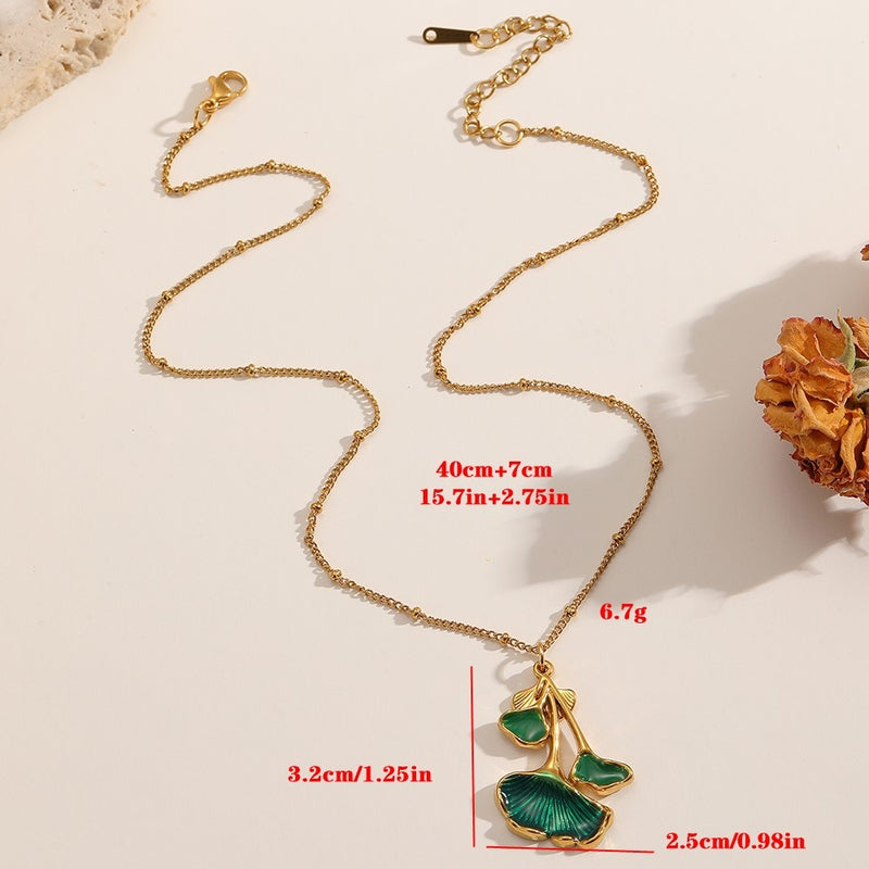 Sculpted Leaf Pendant Necklace - image 6