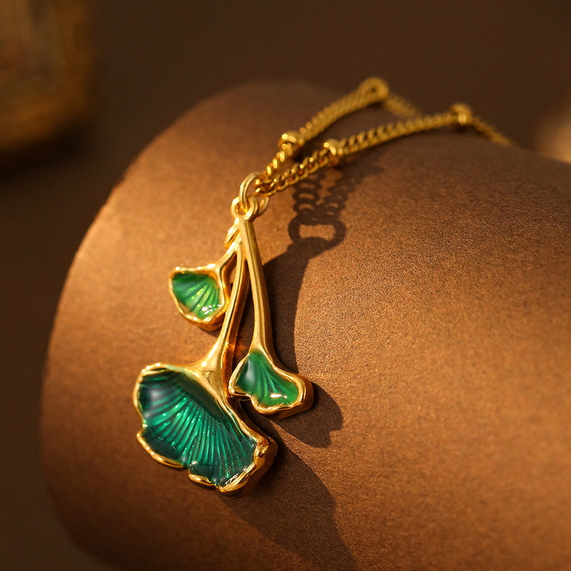 Sculpted Leaf Pendant Necklace - image 8