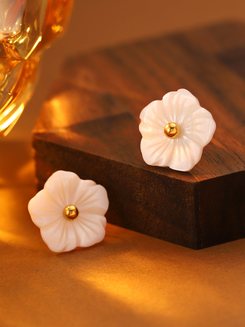 White Flower Stud Earrings - image 5
