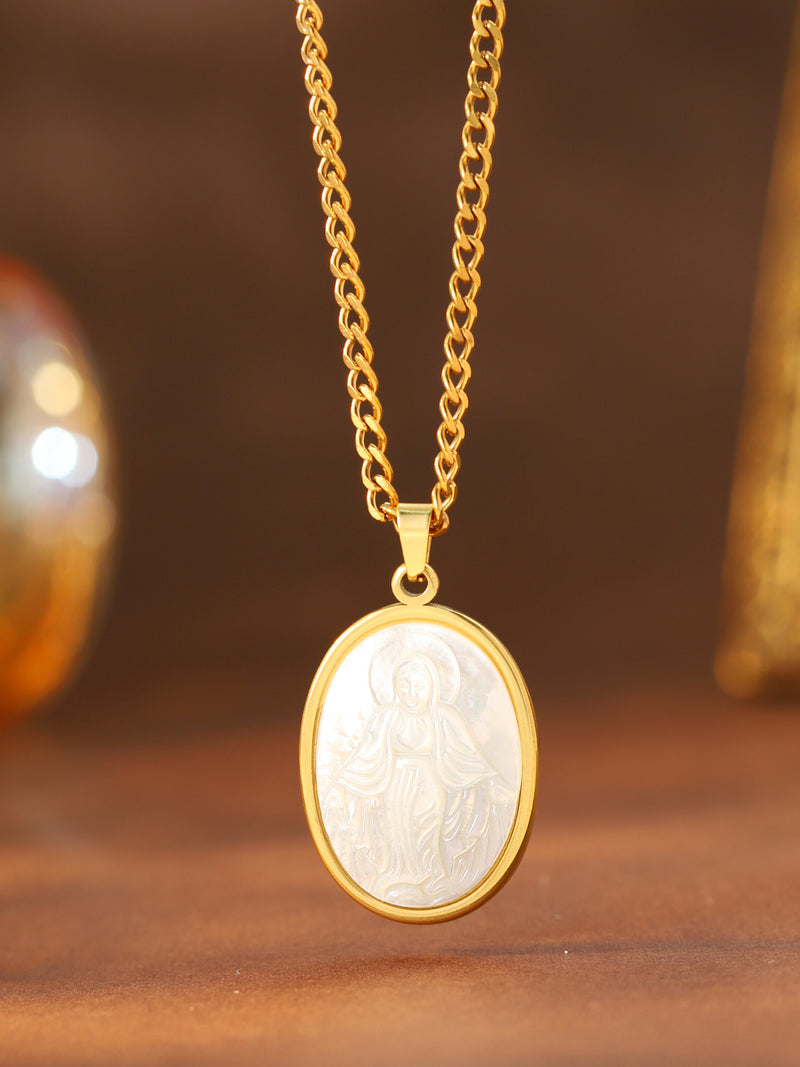 Oval Cameo Medallion Necklace - image 3
