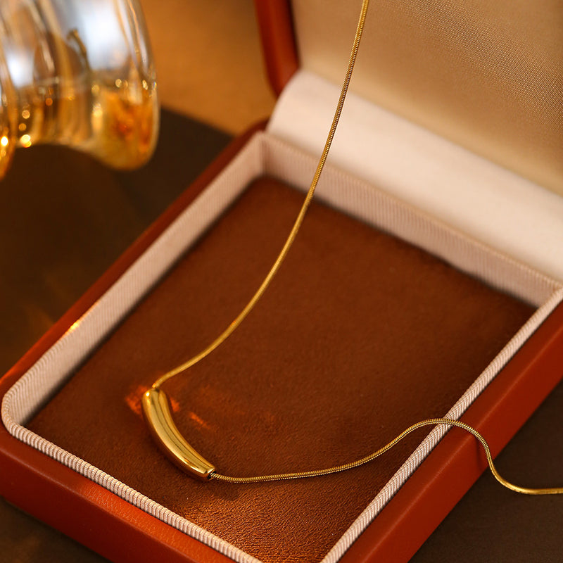 Minimal Bar Pendant Necklace - image 7